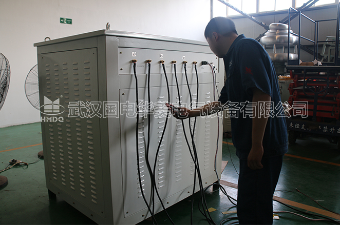 7000A大電流發(fā)生器
